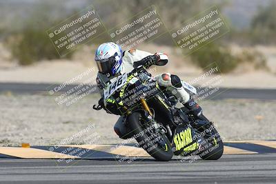 media/Oct-30-2025-Racers Edge (Thu) [[dabbdaf680]]/2-A Group/Session 2 (Turn 5)/